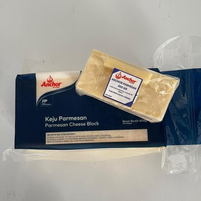 Parmesan Cheese Anchor 200 gram / Keju parmesan / Keju Parmesan