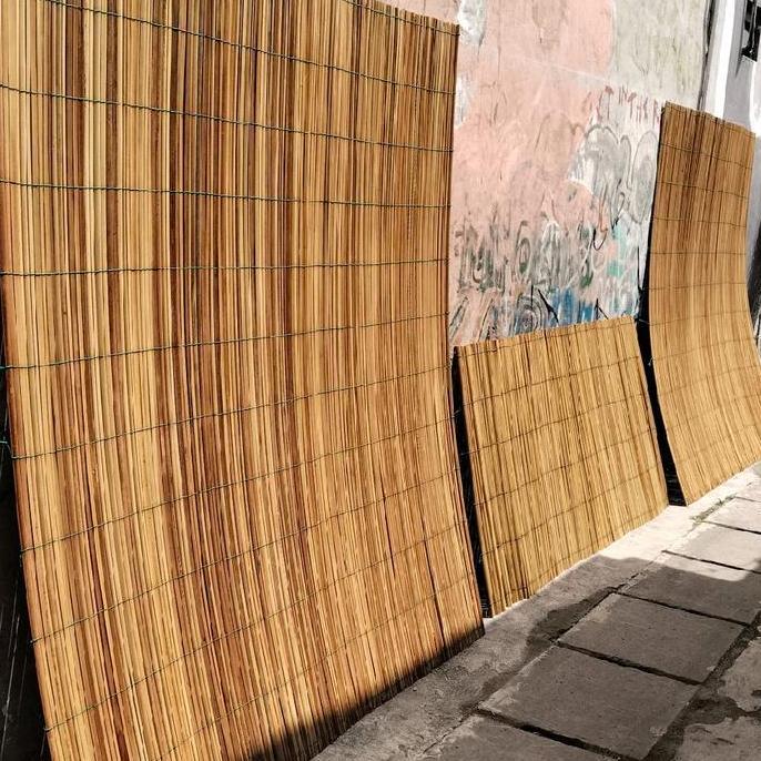 Terjangkau Tirai Krey Sawit Plitur Outdoor 2M X 2M Dengan Tali Penggulung & Kerekan Untuk Perlindung