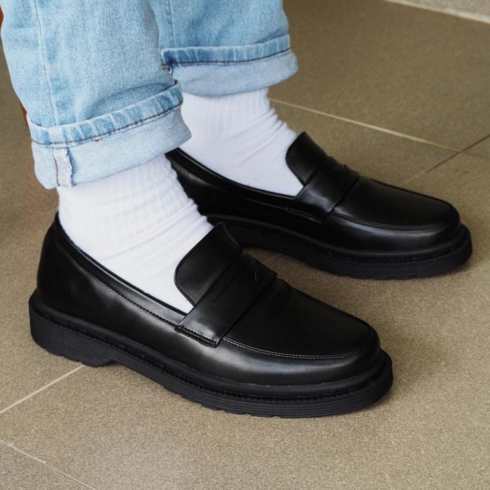 New Arrival Sepatu Formal Pria Hitam Pantofel Sepatu Casual Slip On Pria