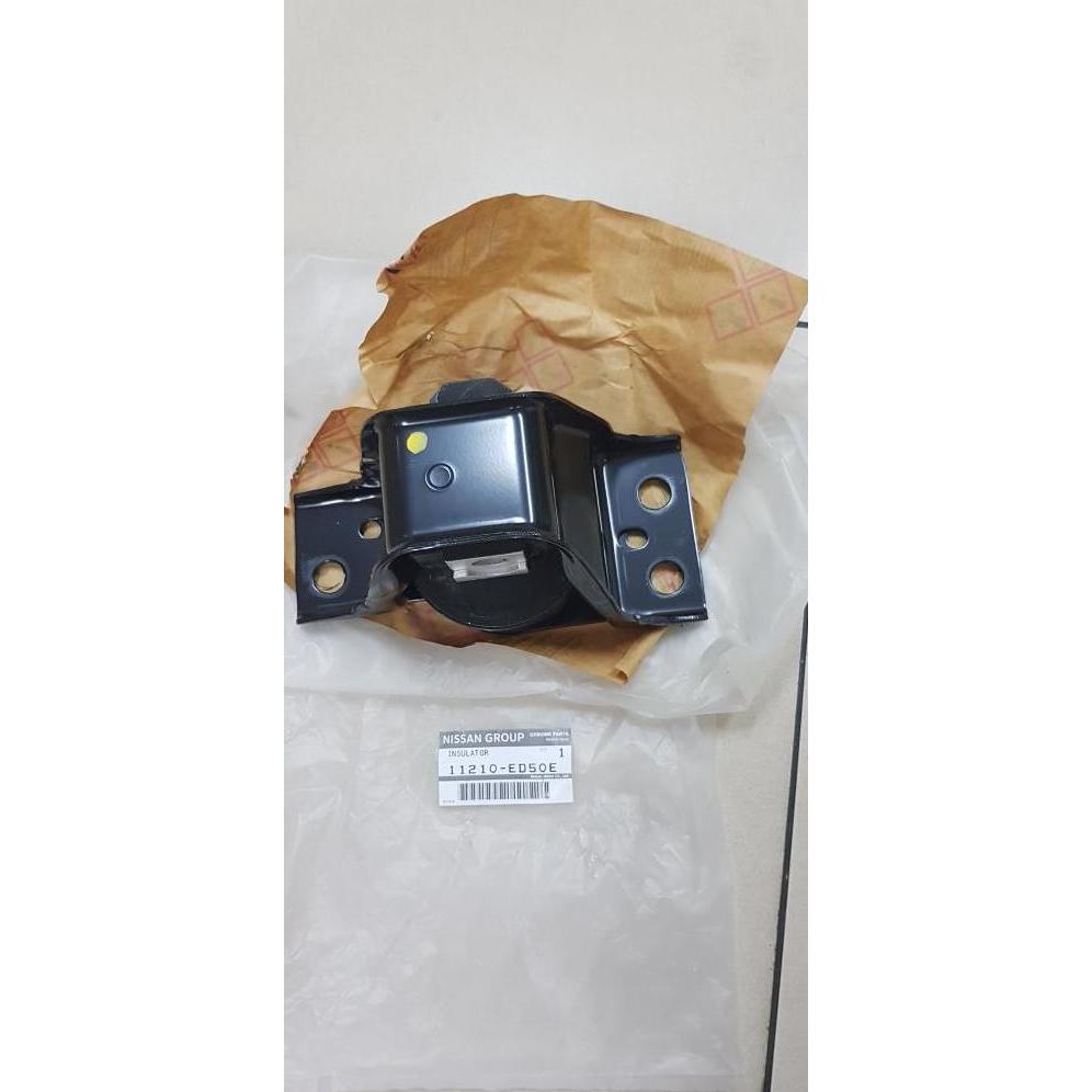 Dudukan Mesin Kanan Livina 1500Cc Matic 11210-Ed50E Ori Forsale