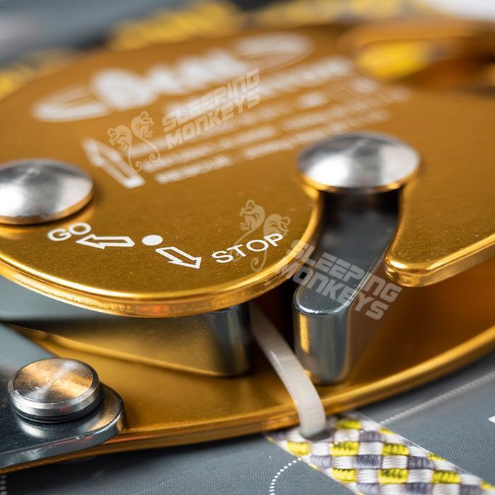 BEAL Monitor - Mobile fall arrest device with swivelling side plate.