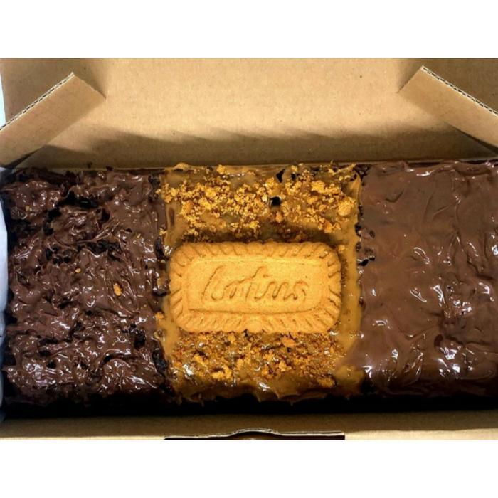 Fudgy Brownies Premium Topping - Lotus Nutela Cadbury Kitkat Beng-Beng