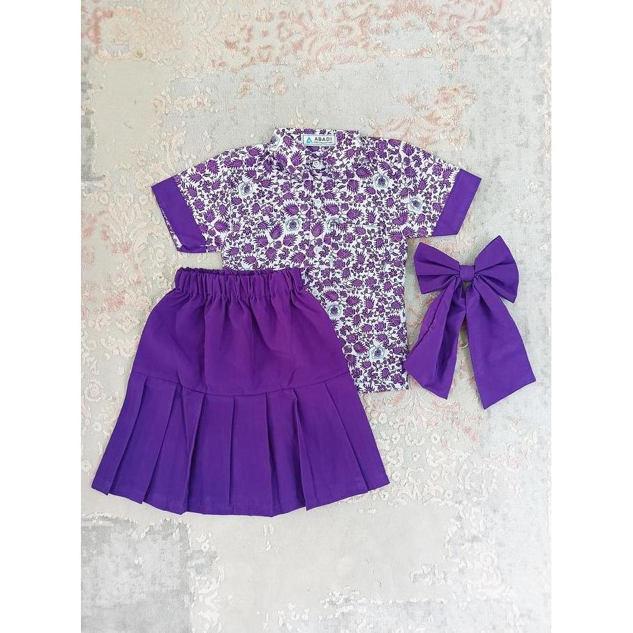 Setelan Seragam Sekolah PAUD Batik Model Teratai Ungu Pendek Perempuan Baju Kemeja Kancing Full Rok 