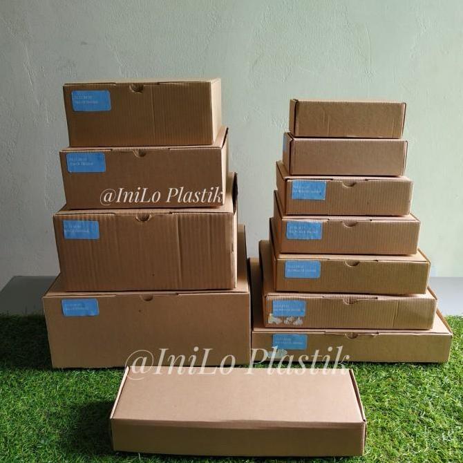 Dus Box 20x20X8/ Dus Kue Tart / Dus hampers 20x20x8