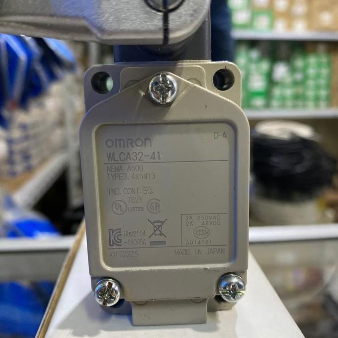 Promo Wlca32-41 Limit Switch Omron