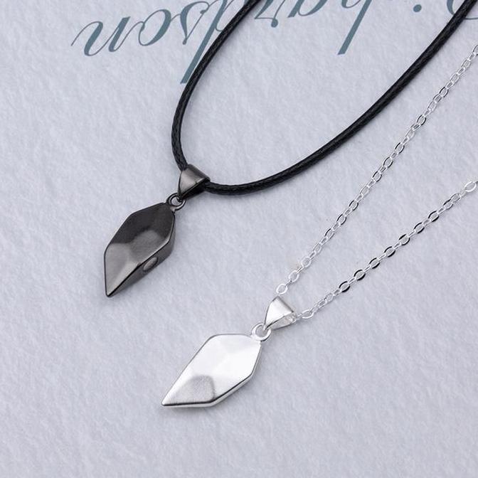 Kalung Titanium Couple Pria Wanita Titanium Kalung Korea