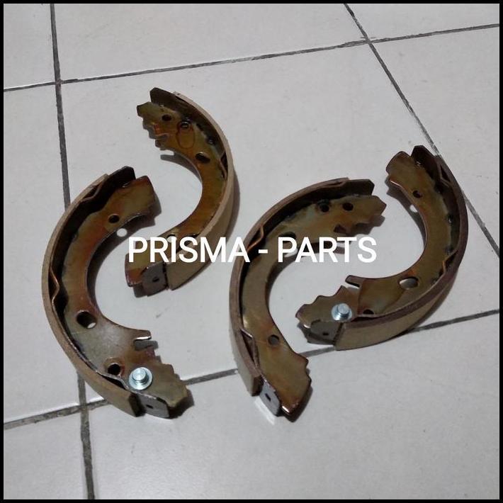 TERBARU KANVAS REM BELAKANG MAZDA 626 LX '81. 