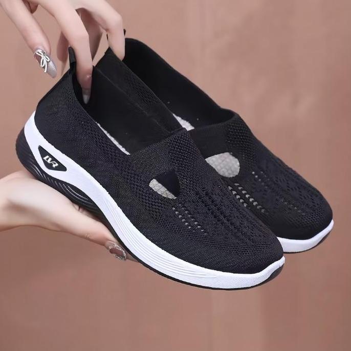 BELI Sepatu Sneakers Wanita Sepatu Slip On Wanita Fashion LV0451 BELI