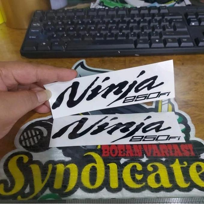 Cutting sticker kawasaki ninja 250fi tulisan ninja 250fi sticker ninja 250fi buat body belakang