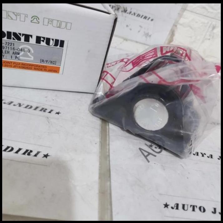 BEST DEAL IDLER ARM IDLE ARM PANTHER 2.3 2.5 PANTHER TOURING MERK FUJI JAPAN 