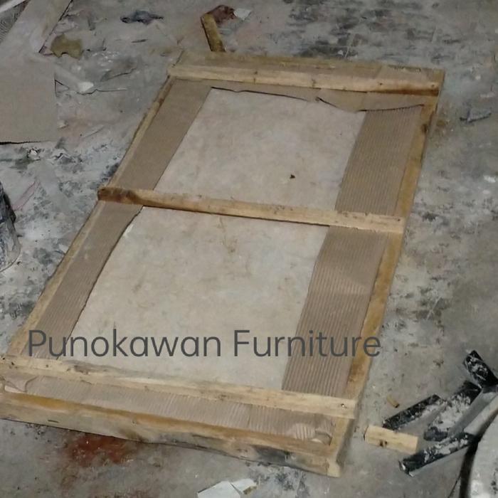 meja tamu marmer kotak