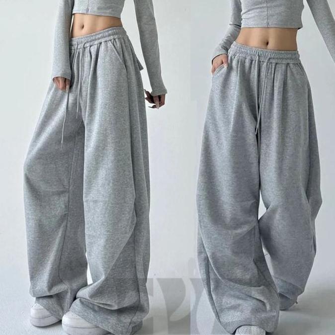 Revatokogrosir - Eve Merch Enola Sweatpants Super Baggy Pria Wanita Flecee Premium Lembut Tebbal Spo