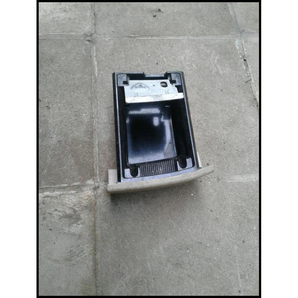 TERLARIS ASBAK ASHTRAY DASHBOARD NISSAN SERENA C24