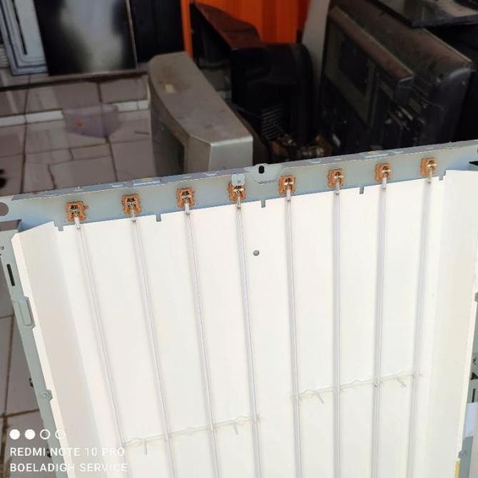 1 Set Lampu Backlight Neon CCFL TV LCD Toshiba 32PB2E 32PB1E