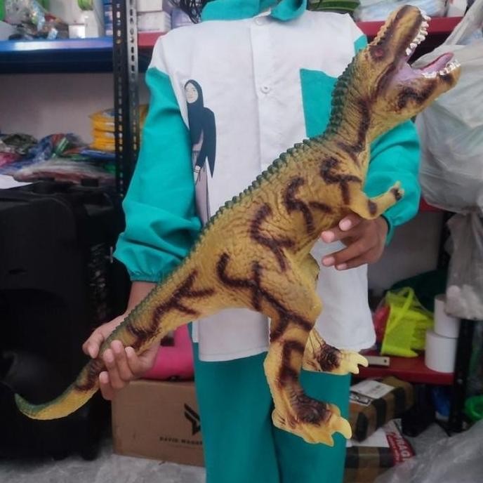 Mainan dinosaurus jumbo karet bisa bersuara