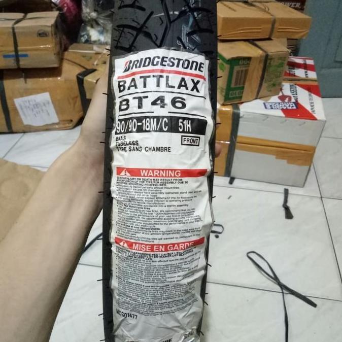 BAN LUAR BATTLAX BRIDGESTONE BT 46 UK 90 /90-18
