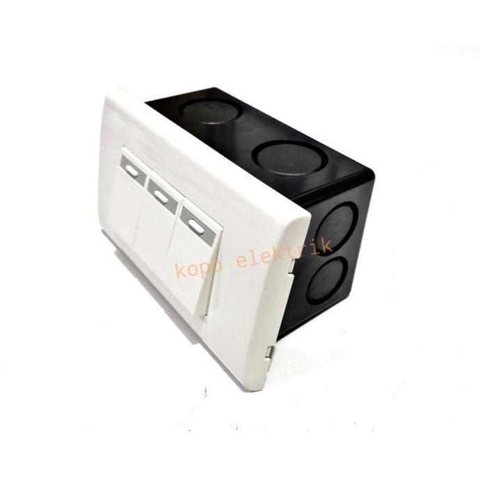 Saklar Triple Panasonic Model Panjang Tanam Set + Inbow Dus