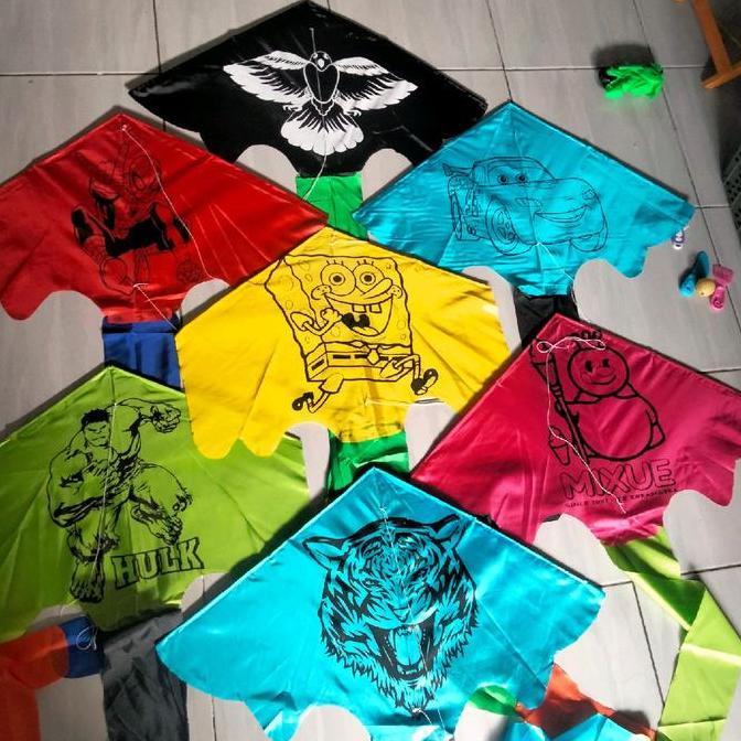 layangan kain burung hantu