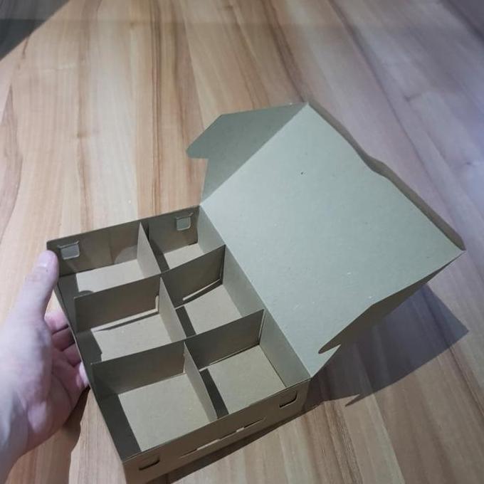 Dus coklat uk. 22x15x5.5 cm utk eggtart / fruit pie tart isi 6 pcs