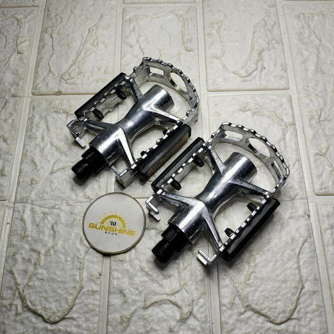 Promo Pedal Alloy Eterna Silver As Besar 9/16 Untuk Crank Gir Tengah As Bb Kotak Dan Ht2 Model Jadul