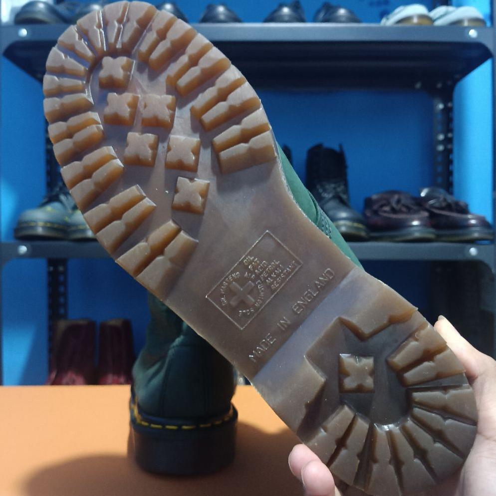 Diskon Dr Martens 101 Army Green Leather Made in England Size 43 docmart dr. martens 1460 smooth nub