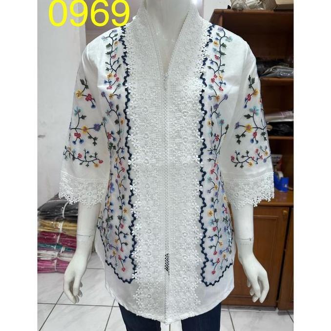 0958 kebaya bordir organdi /bordir di bahan kaca bordir timbul premium putih tulang / kebaya bordir 