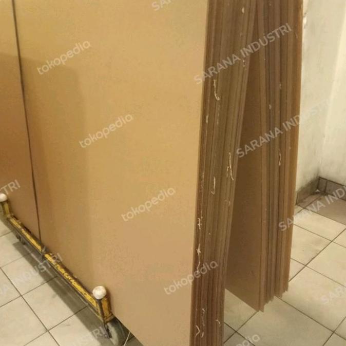 akrilik lembaran 3mm akrylik lembaran 3mm ukuran 1m x 2m ALU