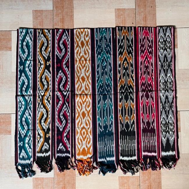 Syal Tenun Etnik Motif Toraja Dayak Kalimantan Nusantara