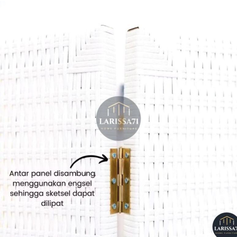 Sketsel Ruangan Rotan Sintetis Putih Pintu 4