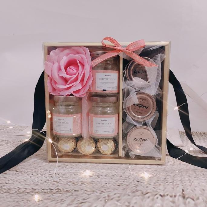 Ready Parcel Realfoood 6 dan Coklat Ferrero Valentine - Kado Valentine 2020