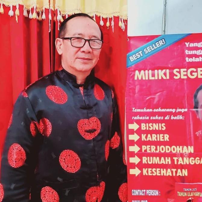 Buku Cap Jie Shio/Buku Ramalan Tahun 2025/Tahun Ular Kayu/Suhu Ong Kualitas Terbaik Harga Termurah