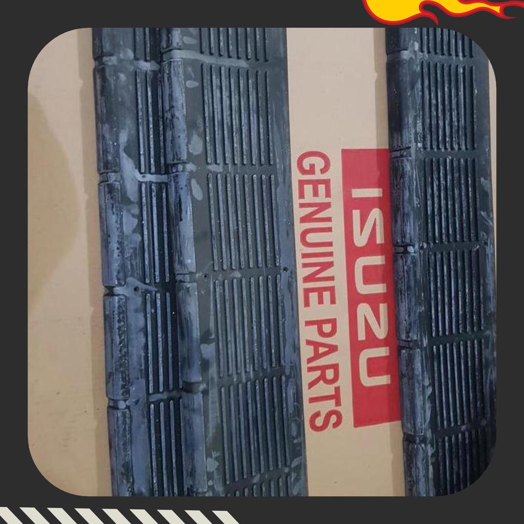 Karet Injakan Footstep Belakang Mobil Panther Tahun 1990-1998