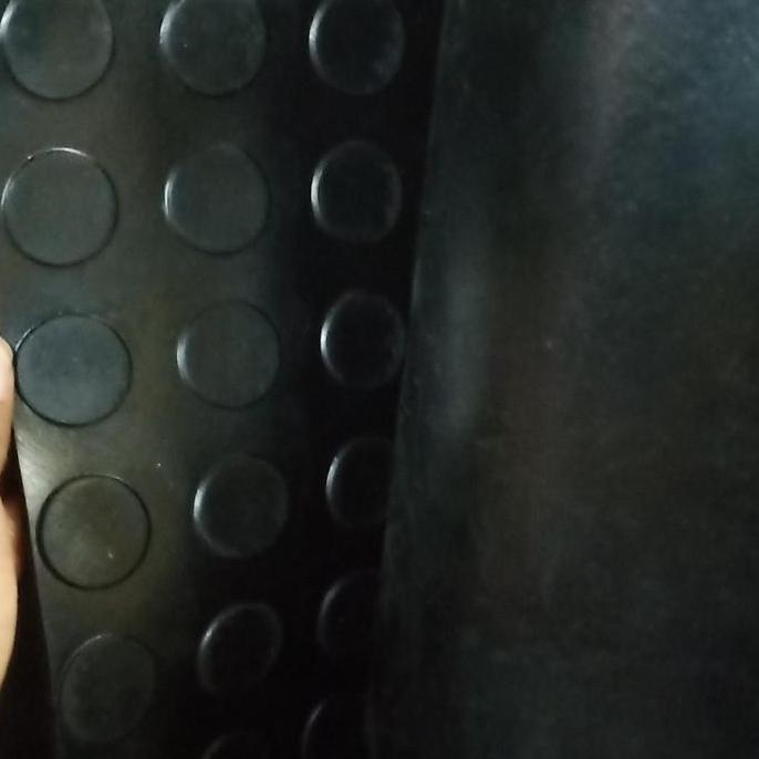 karpet koin hitam 4mm 1,2m x 4m