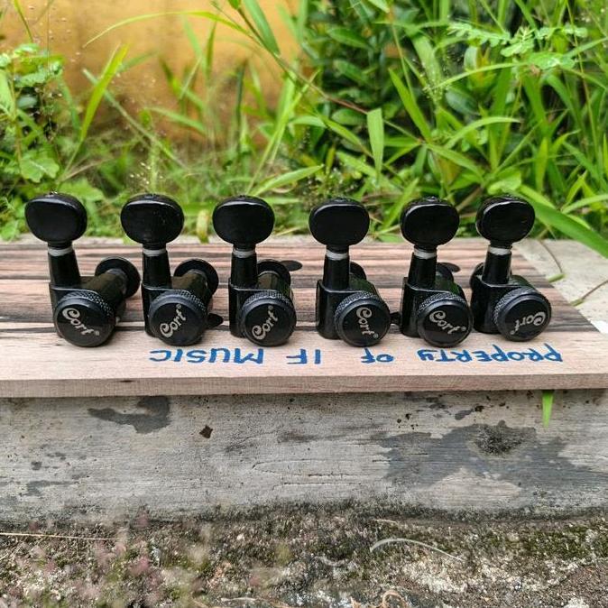 Dryer Gitar Cort Locking Tuner 6 In Line Screwless Black