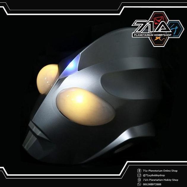 Ultraman Tiga Mask / Helmet