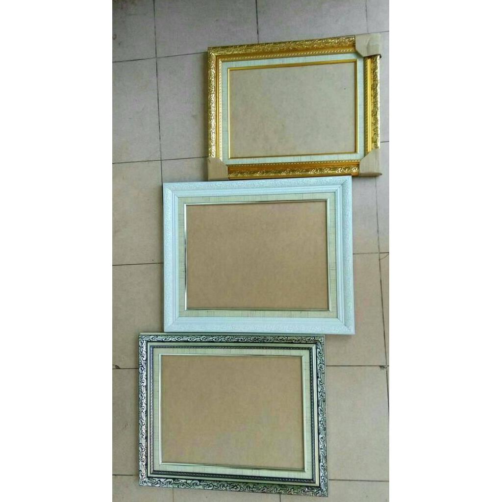 Frame Bingkai Foto Ukir 20R/16R