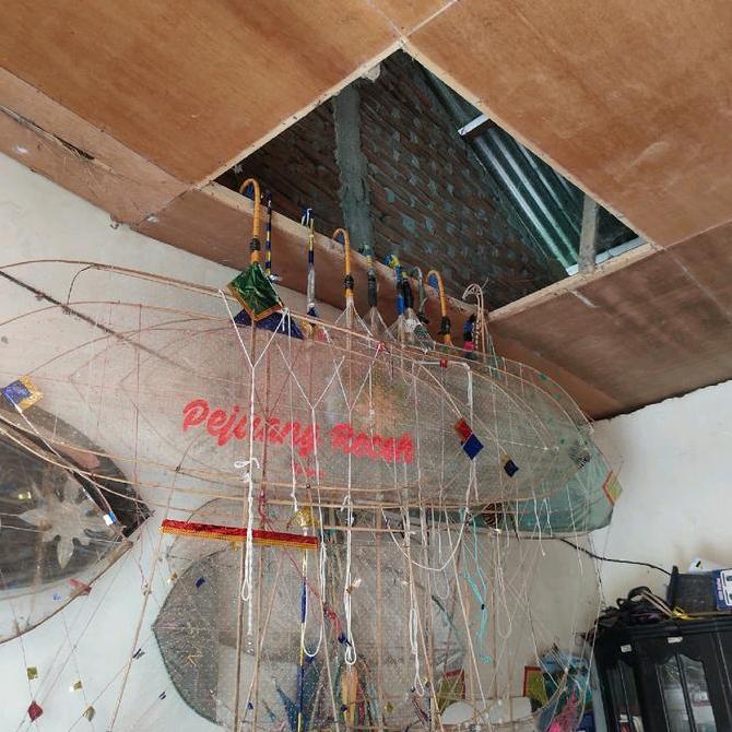 New- layangan dan pitu-pitu satu set