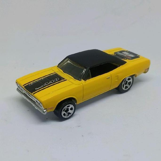 HOT WHEELS 70 ROADRUNNER PLYMOUTH KUNING LOOSE DIECAST (S)