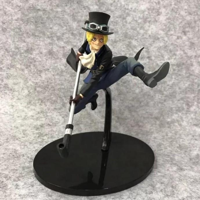 sabo figure one piece lompat