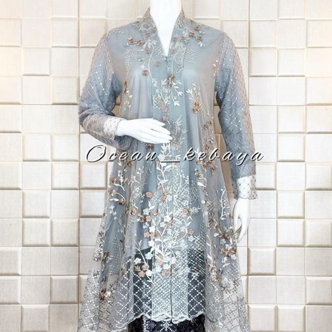 Kebaya Kartini Tunik Bunga Garden dengan Motif Elegan dan Cantik