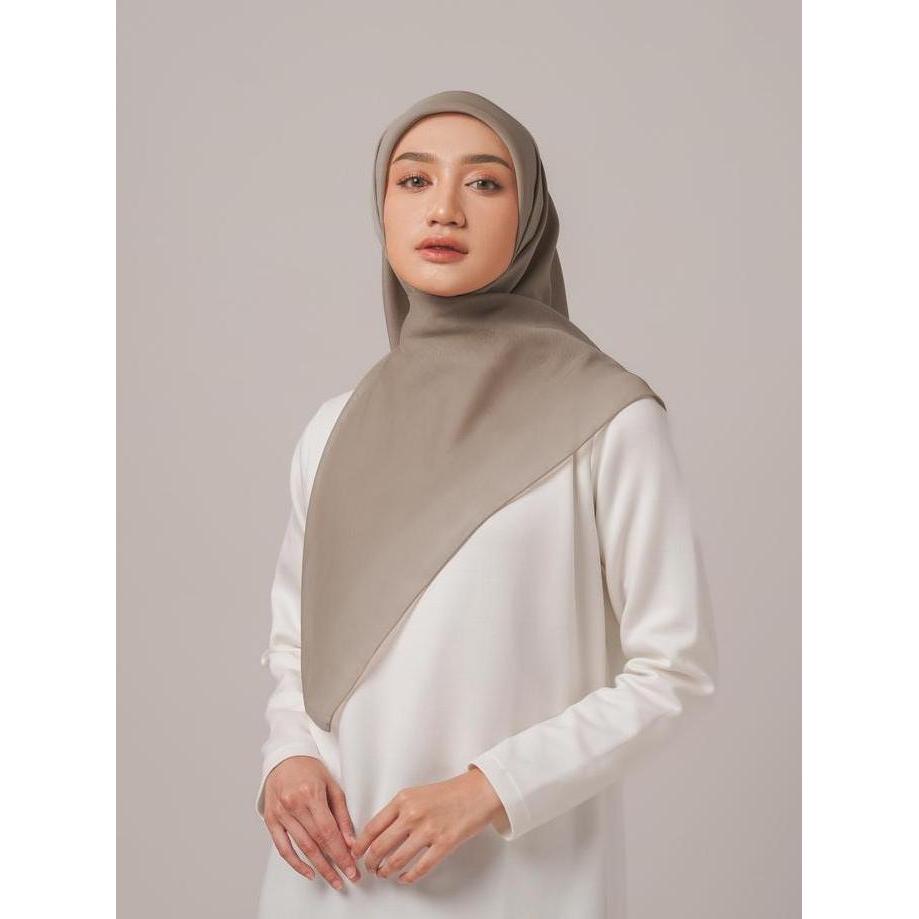 Promo Napocut Hijab - New Series Plain Paris Napocut  ( Jilbab Segi Empat ) Kerudung Square Muslim S
