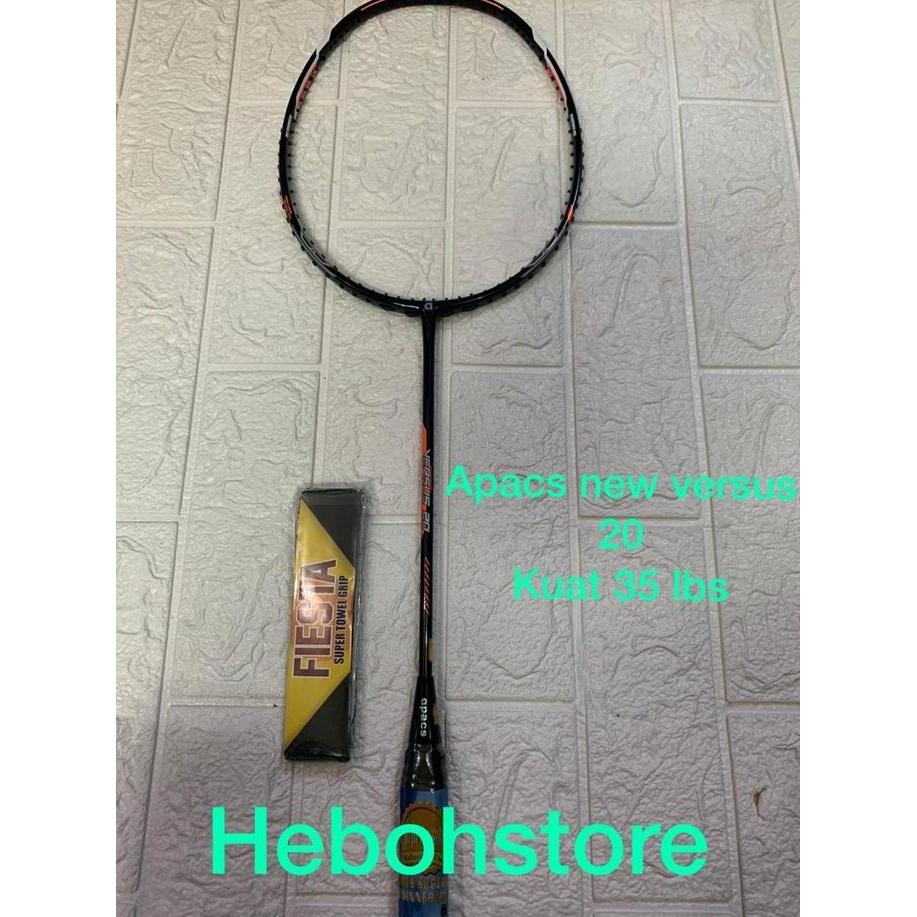 Raket badminton APACS VERSUS 20 kuat 35 lbs + grip original Terlaris