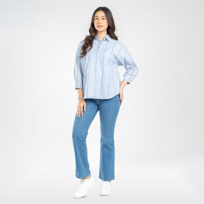C2 Flatop Blue Kemeja 7/8 Casual Oversize Wanita