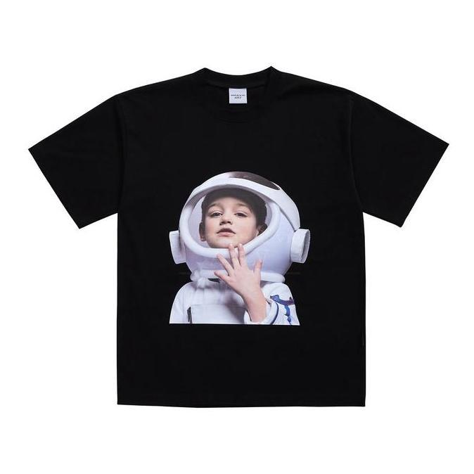 [ADLV] Baby Face Short Sleeve T-Shirt Black Astronaut - Kaos Oversize Wanita Pria Acme de la vie