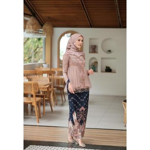 Kebaya Brokat Tile Couple Kemeja Batik Baju Pasangan Kondangan Sarimbit Lamaran