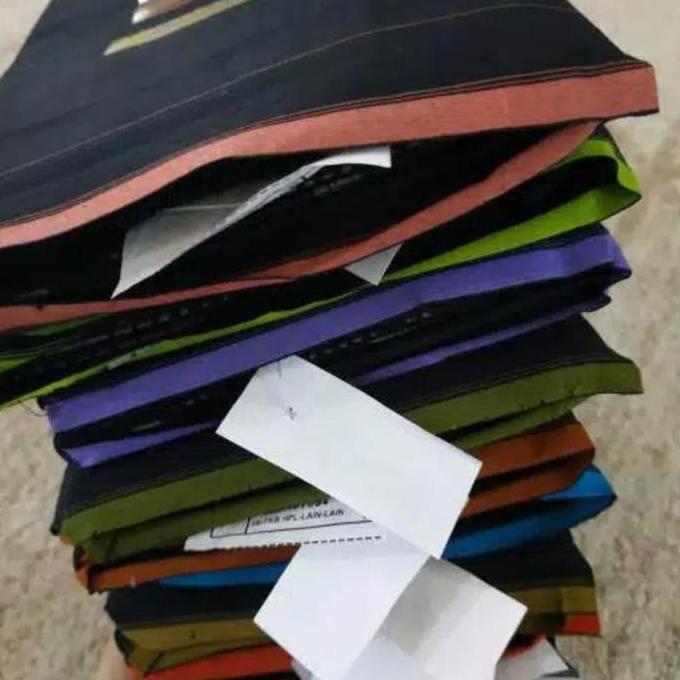 Diskon Sarung Bhs Tkb Polos Hitam Setanggi