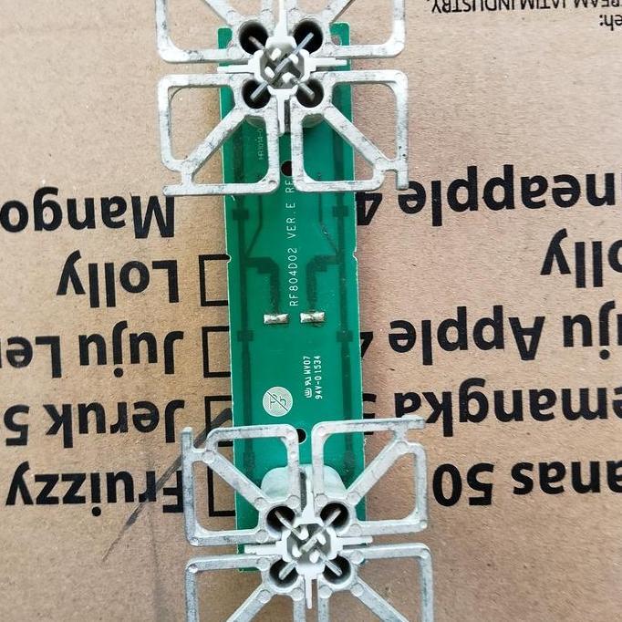 Antena Kathrein dual + kabel dan konektor