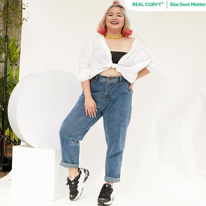 JINISO REAL CURVY - 1305 Jumbo Boyfriend Hhwaist Celana Jeans Wanita Warna Ocean Blue