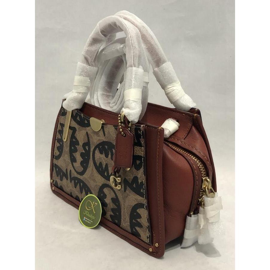 COACH Dreamer 21 In Snature Canvas With Rexy By Guang Yu