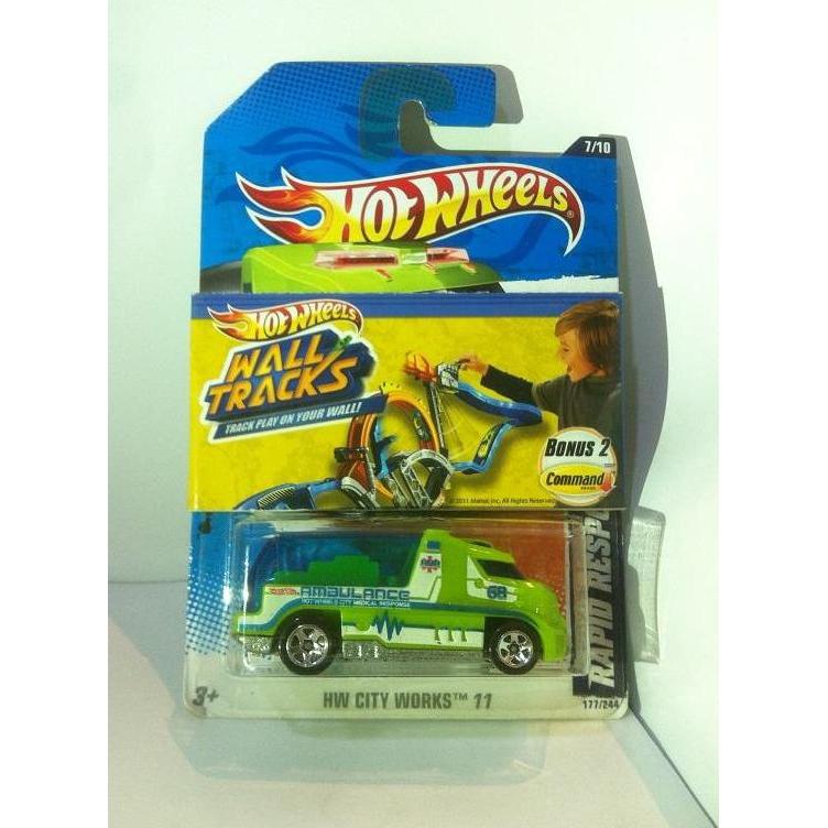 Hot Wheels. 2011 HW City Works - Rapid Response MATTEL
